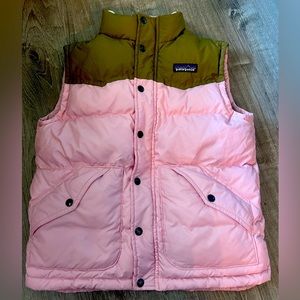 Patagonia Pink Green puffer Vest Kids 10 Medium